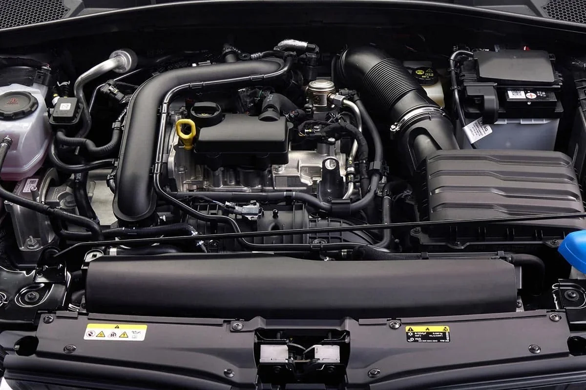 Er ist nicht sehr schnell, aber sein Motor ist unverwüstlich: Für 21.170 € ein nicht sehr teures und gut ausgestattetes Auto